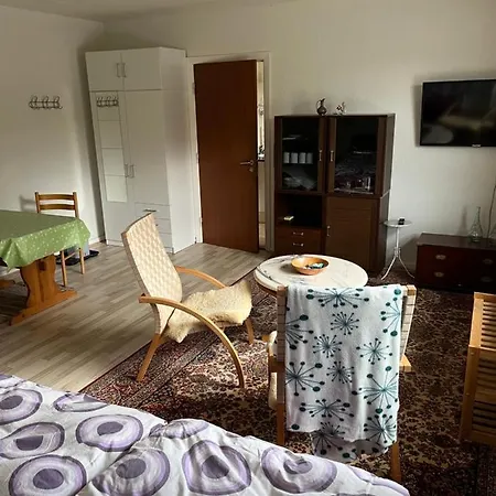 , Ingen Morgenmad Bed & Breakfast Bramming